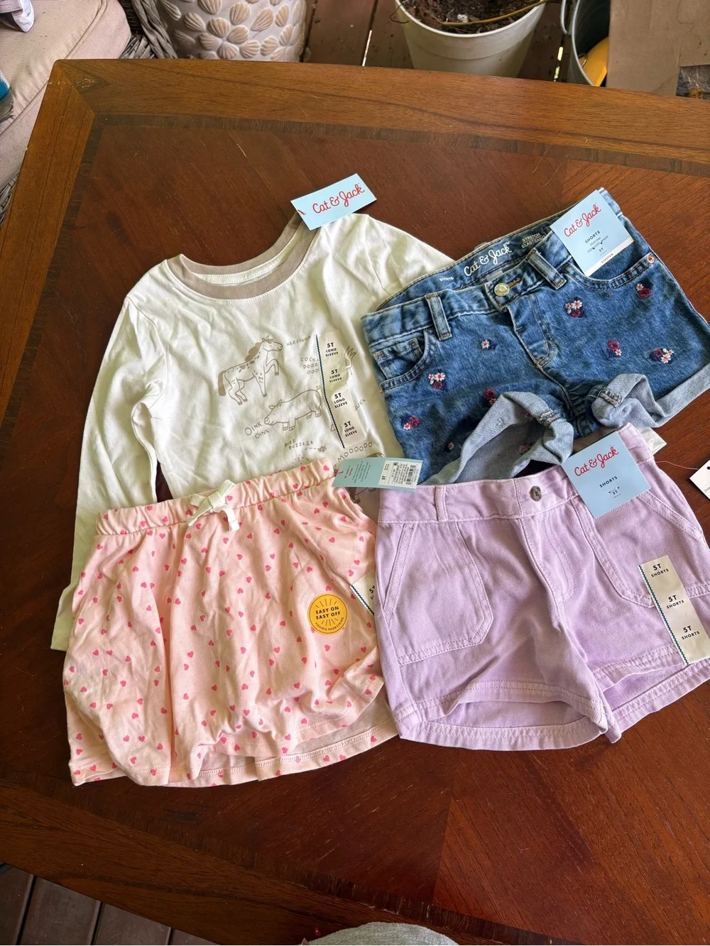 Cat & Jack Girls 4-Piece Outfit Set multi NWT 5T girls TR163